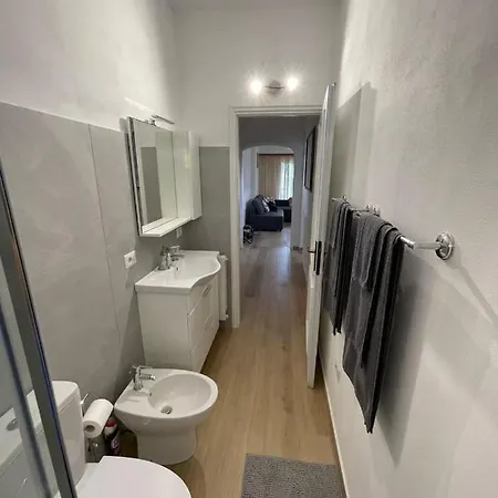 Casa Di Paolino * Porto Valtravaglia