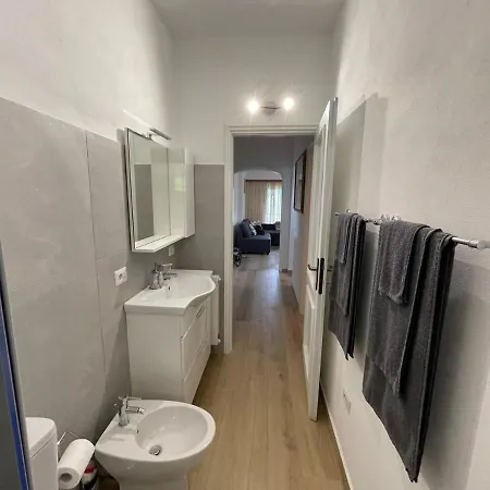 Casa Di Paolino * Porto Valtravaglia