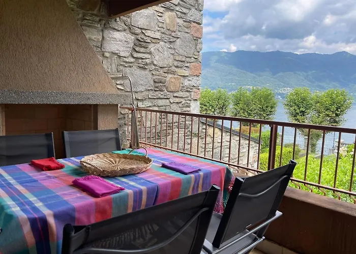Casa Di Paolino Porto Valtravaglia
